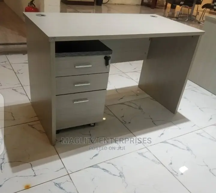 Quality Desk With Mobile Drawer