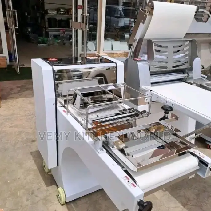 Dough Moulder
