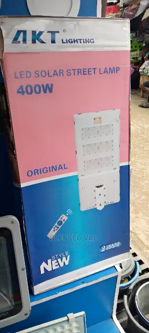 Original Akt LED Solar Street Lamp 400W