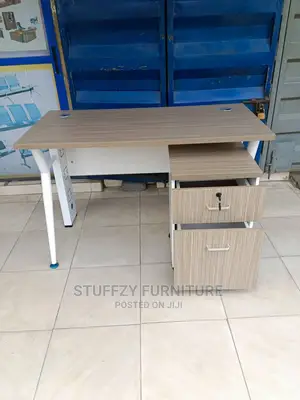 Metal Legs Executive Office Tables