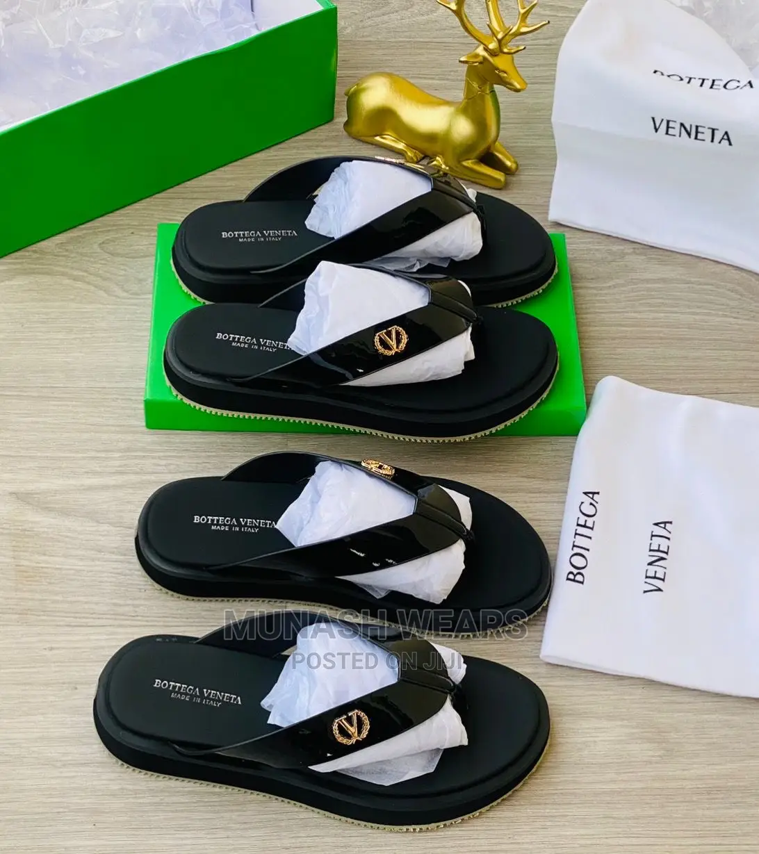 Men Luxury Leather Slipers Collection