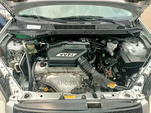 Toyota RAV4 2.4 2005 Silver