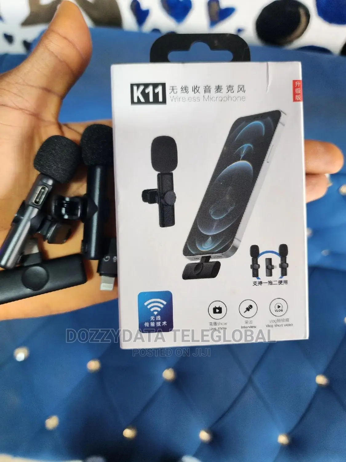  Dual Wireless Lavalier Microphone