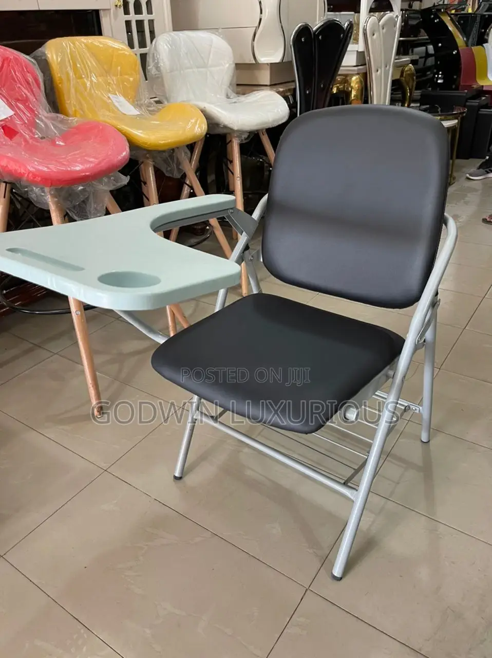 Writing Pad Chair