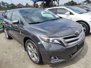 Toyota Venza Limited AWD V6 2013 Gray