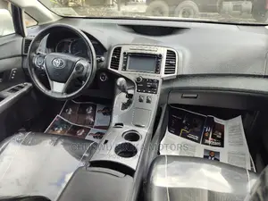 Toyota Venza Limited AWD V6 2013 White
