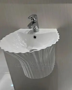 England Standard Hanging Wash Hand Basin.