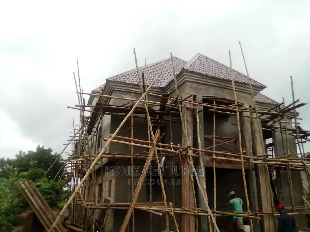 Builder: Design and Building Construction