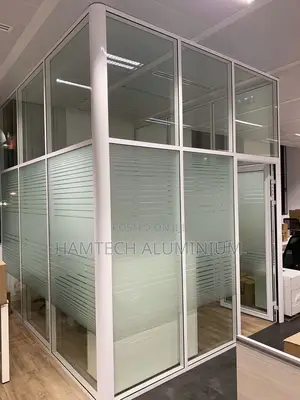 10mm Frameless Tempered Glass Partition