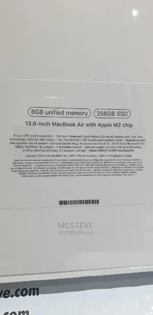 New Laptop Apple MacBook Air 2022 M2 8GB Apple M2 SSD 256GB
