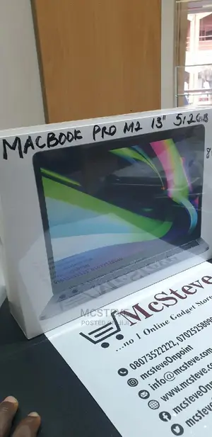 New Laptop Apple MacBook Pro 2022 M2 8GB Apple M2 SSD 512GB