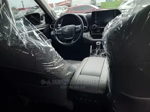 Toyota Highlander 2021 Black