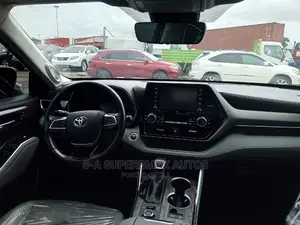 Toyota Highlander 2021 Black