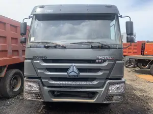 Foreign Used Howo CNHTC 10 Tires Truck