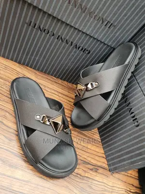 Italian Leather Giovanni Conti Slipers