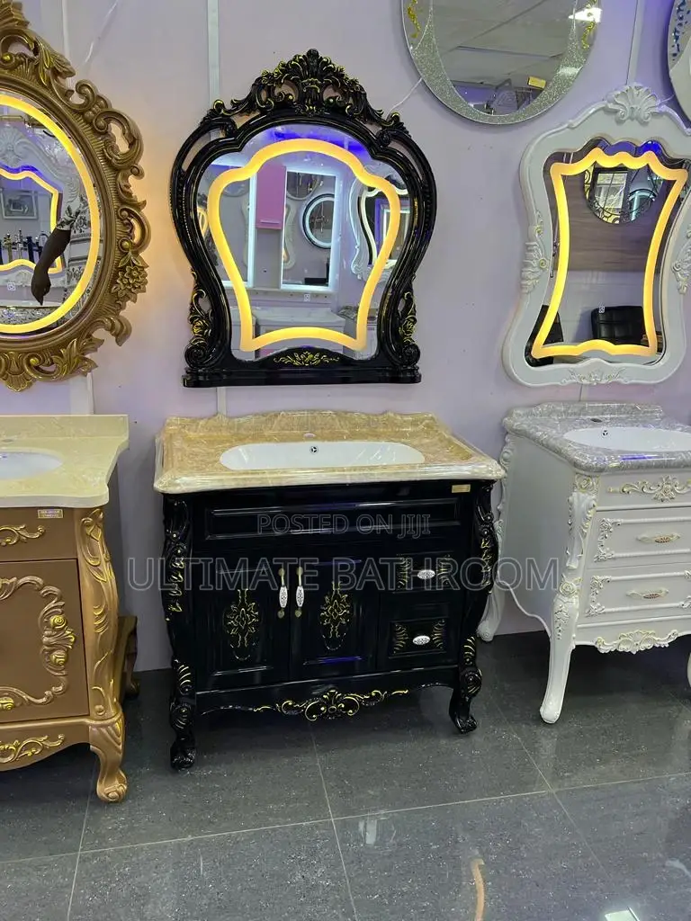 Black Royal Cabinet