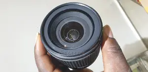 Nikon 18 - 135MM Lens