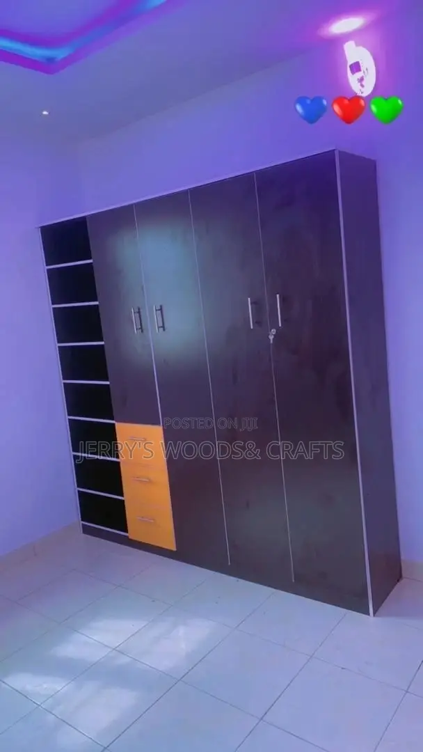 Wardrobe 6by6 Ft