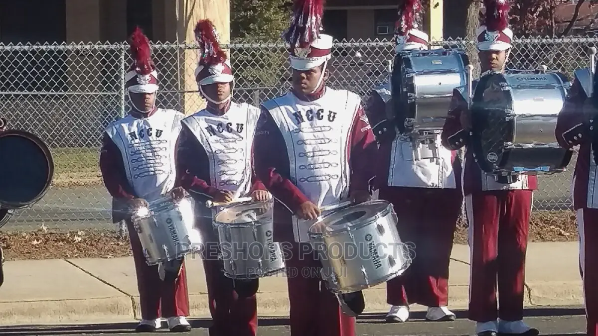 Complete Yamaha 6 Set Marching Parade Drum