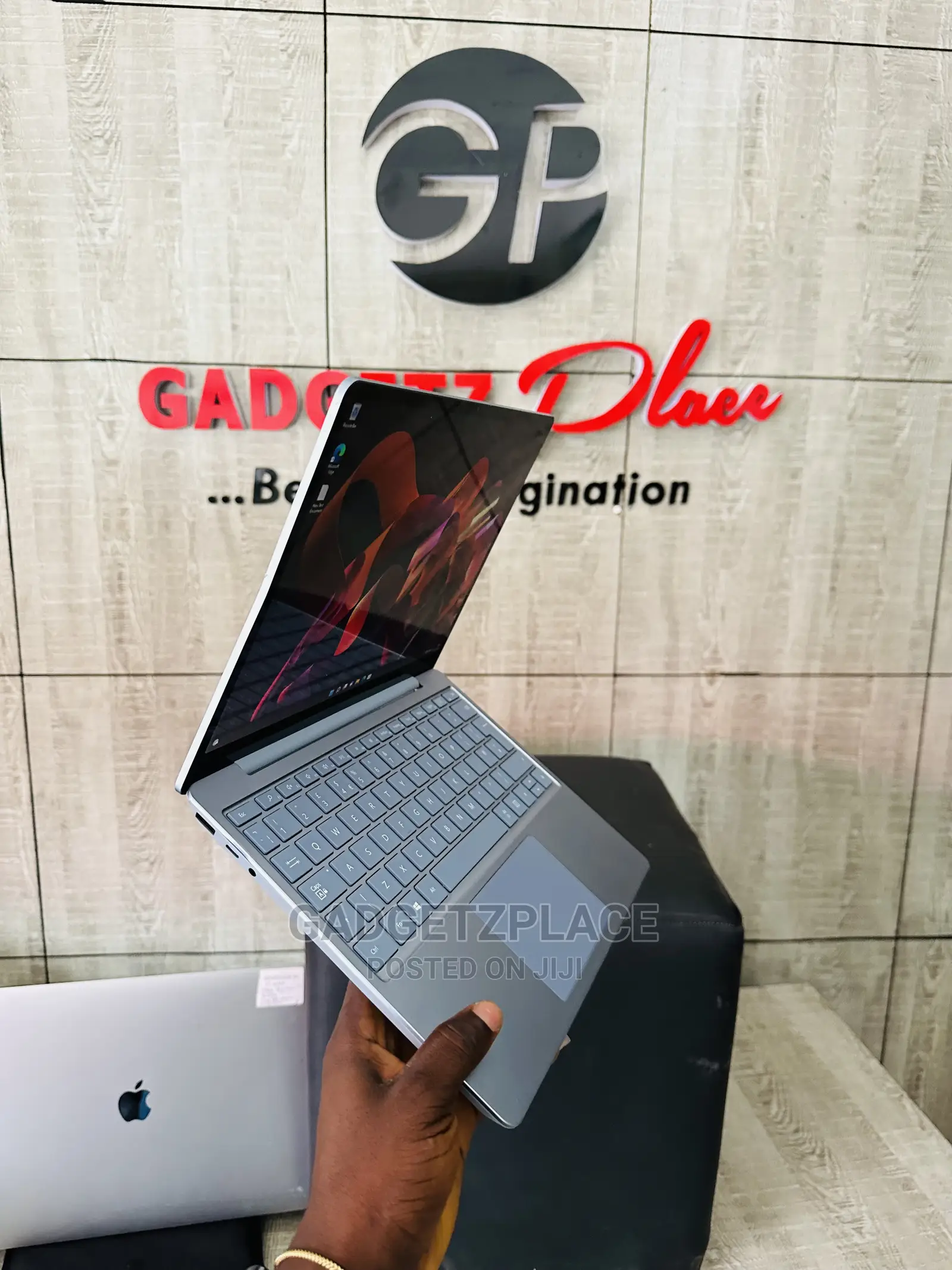 Laptop Microsoft Surface Go 8GB Intel Core I5 SSD 256GB