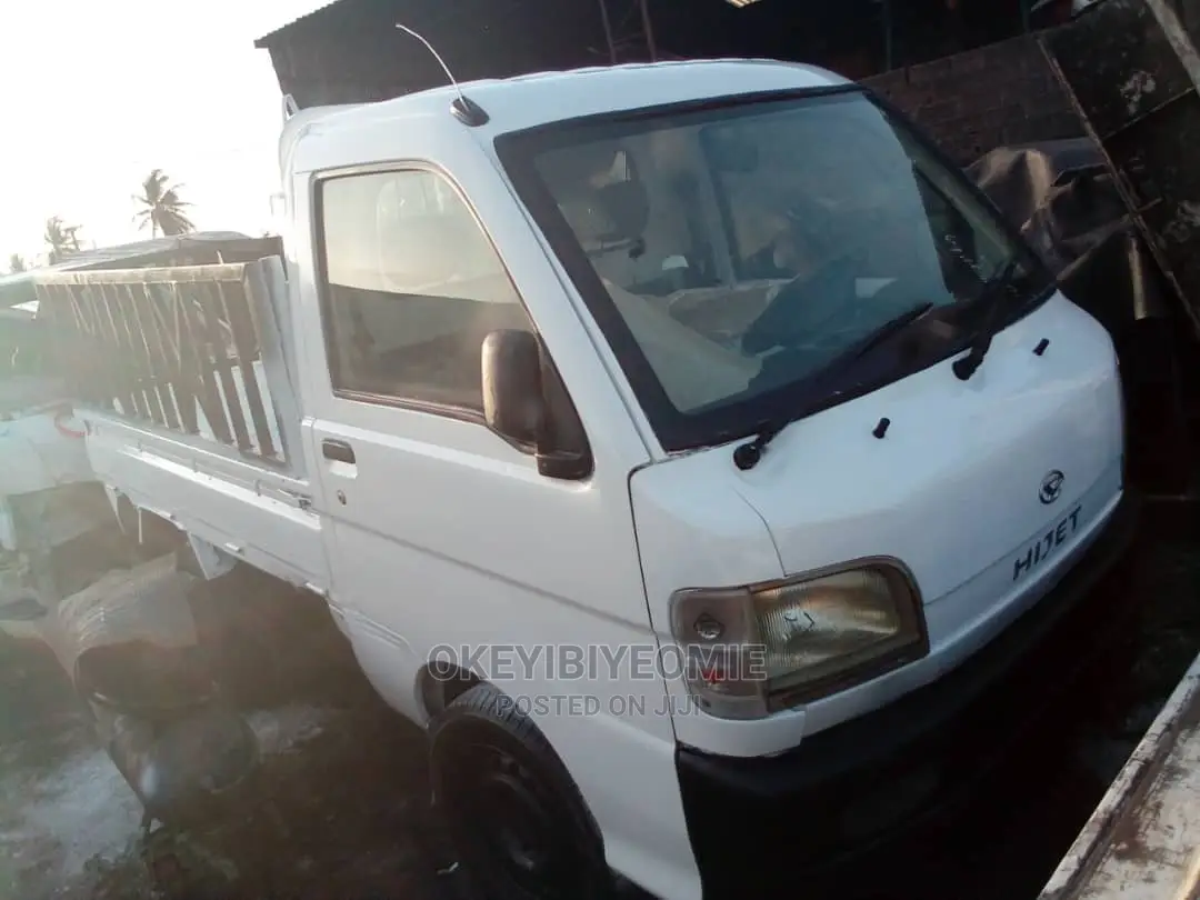 Daihatsu Hijet 2010