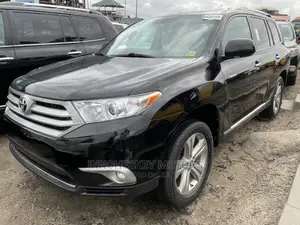 Toyota Highlander Limited 3.5l 4WD 2013 Black