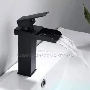 Basin Mixer (Matte Black)