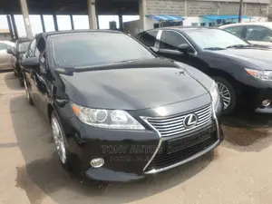 Lexus ES 2013 Black