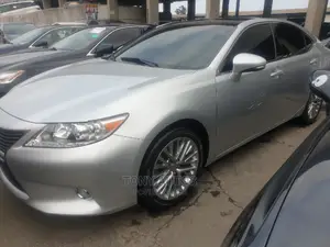 Lexus ES 2014 Silver