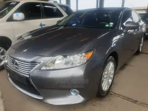 Lexus ES 2013 Gray