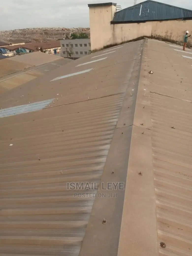 Transparent Sheets for Warehouses