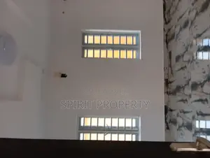 3bdrm Apartment in Shangisha, Magodo for rent