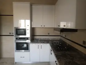 2bdrm Block of Flats in Area 11 for rent