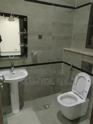 2bdrm Block of Flats in Area 11 for rent