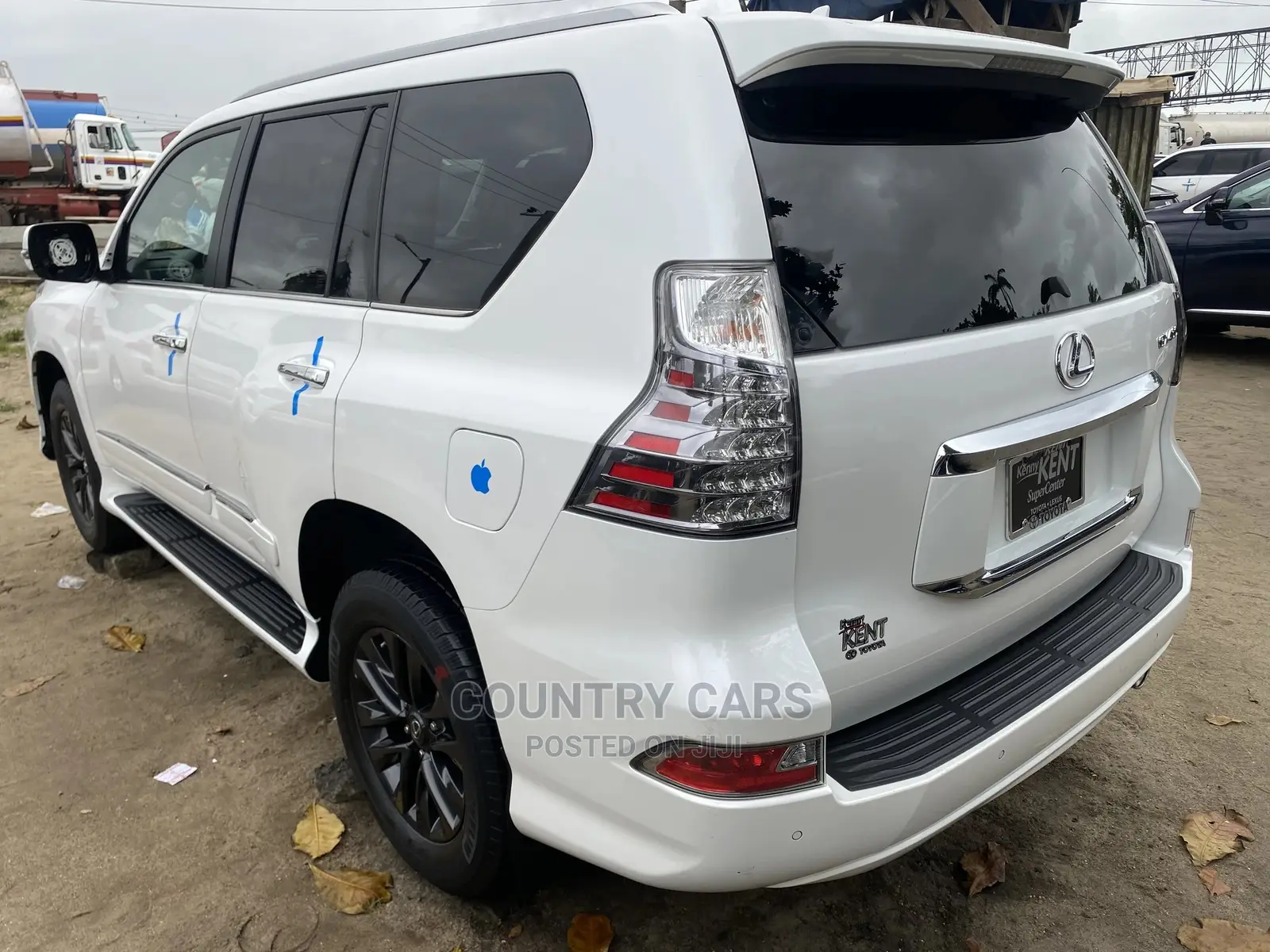Lexus GX 460 Base 2015 White