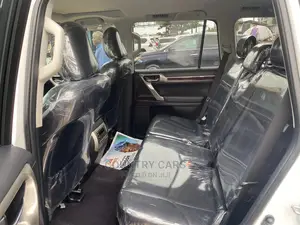 Lexus GX 460 Base 2015 White