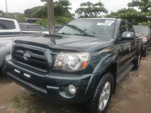 Toyota Tacoma 2009 Green