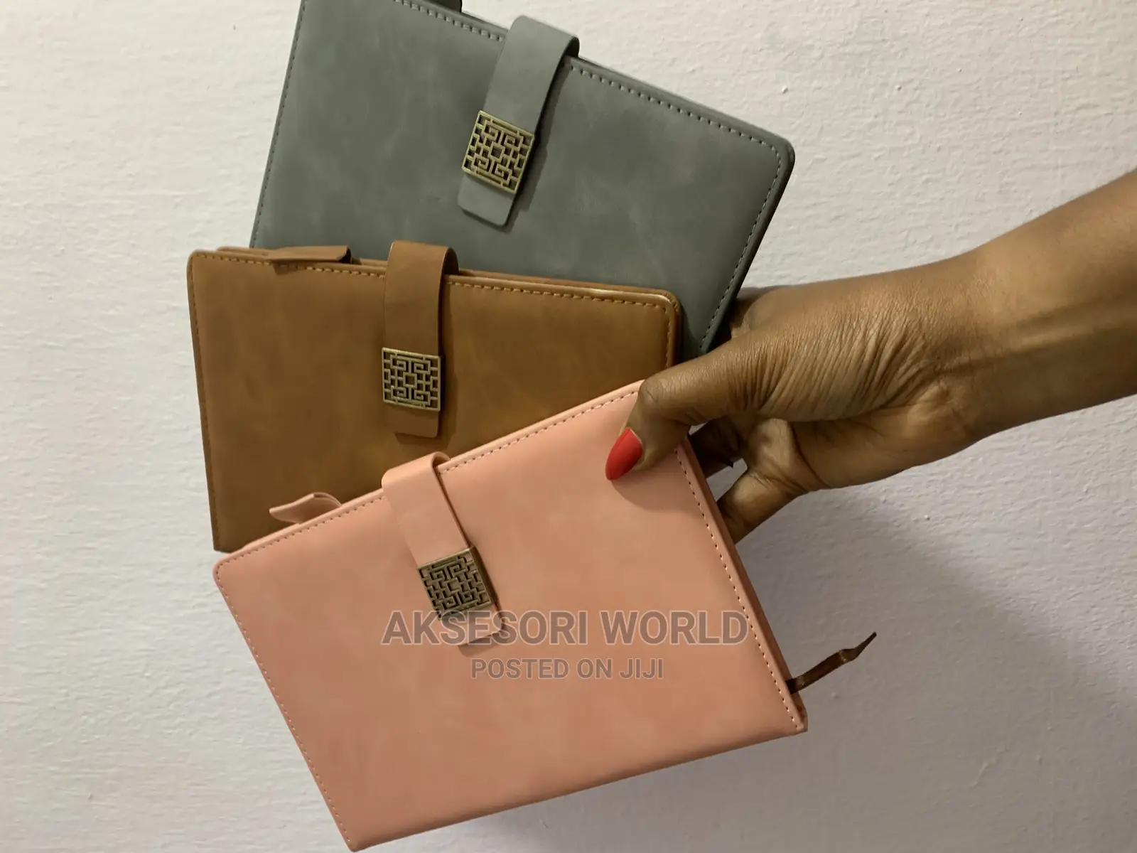 Magnetic Buckle Notebook Corporate Gift: MOQ 30pcs