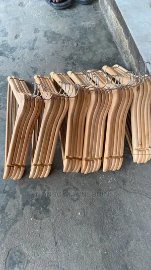 Best Seller Wooden Hangers With Quality