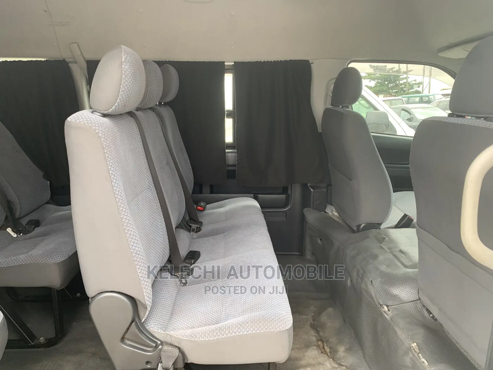 Toyota HiAce 2013 White