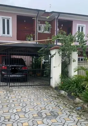 4bdrm Duplex in Golf Estate,Port for sale