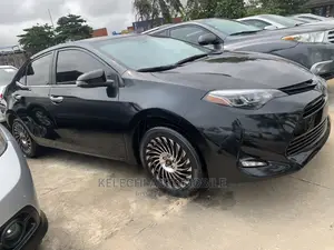 Toyota Corolla 2018 Black