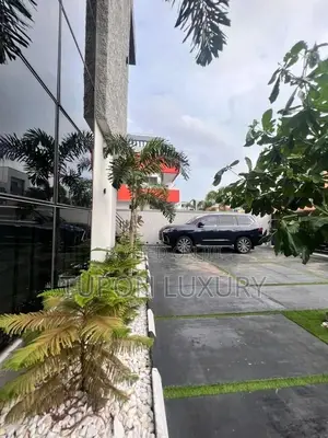 Luxury Fully Automated 4 Bedroom Detached Duplex