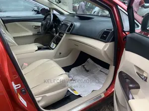 Toyota Venza AWD 2011 Red