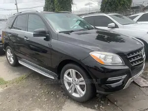 Mercedes-Benz M Class ML350 4MATIC 4dr SUV AWD (3.5L 6cyl 7A) 2015