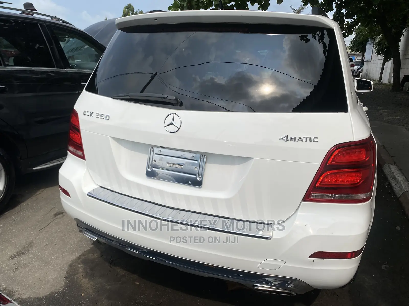Mercedes-Benz GLK-Class Base GLK 350 4dr AWD 4MATIC (3.5L 6cyl 7A) 2015