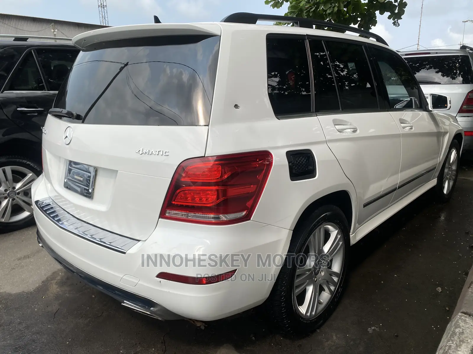Mercedes-Benz GLK-Class Base GLK 350 4dr AWD 4MATIC (3.5L 6cyl 7A) 2015