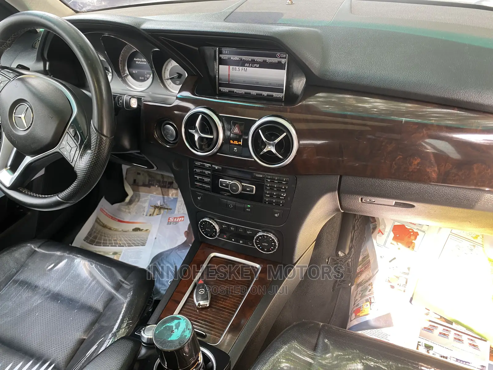 Mercedes-Benz GLK-Class Base GLK 350 4dr AWD 4MATIC (3.5L 6cyl 7A) 2015