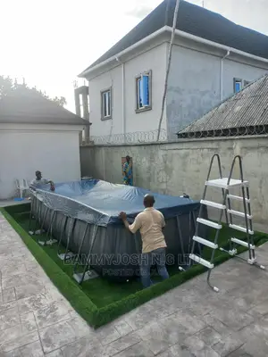 Rectangular Ultra XTR Swimming Pool Pool- 18' X 9' X 52"