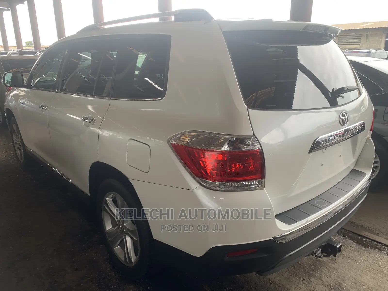 Toyota Highlander Limited 2012 White